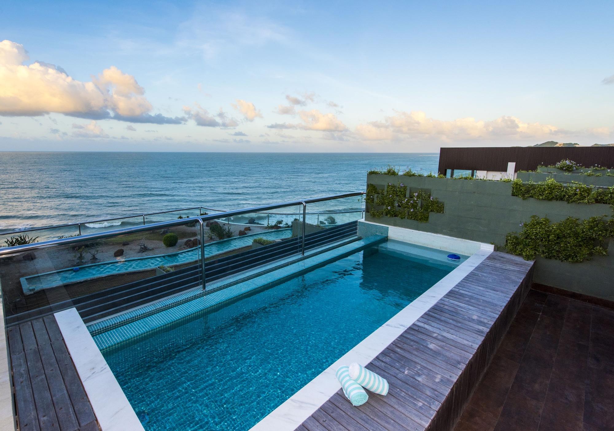 Vogal Luxury Beach Hotel & Spa Natal Buitenkant foto Rooftop pool at the hotel